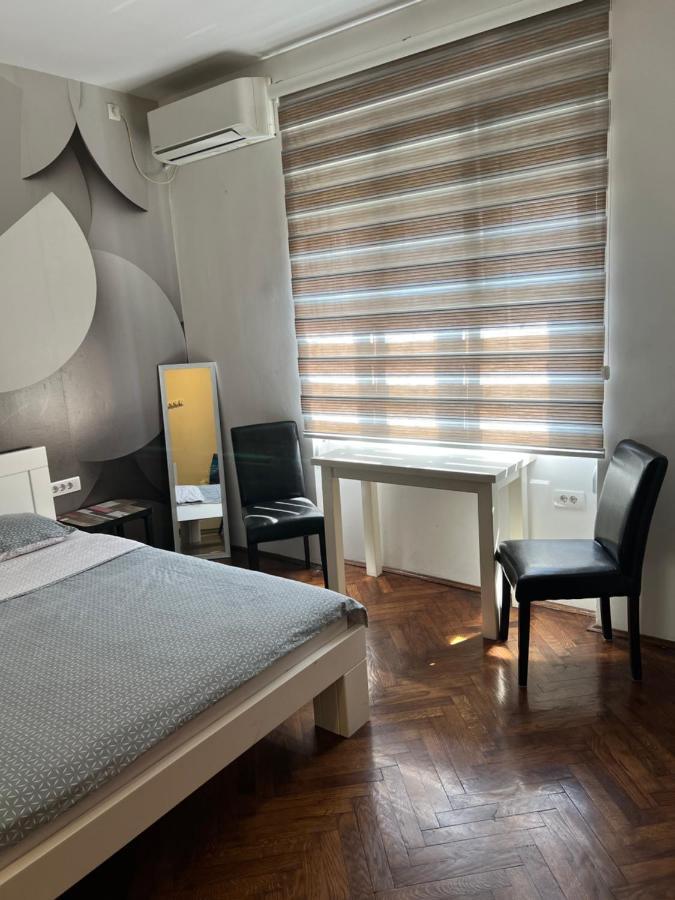 Savski Trg Belgrad Zewnętrze zdjęcie